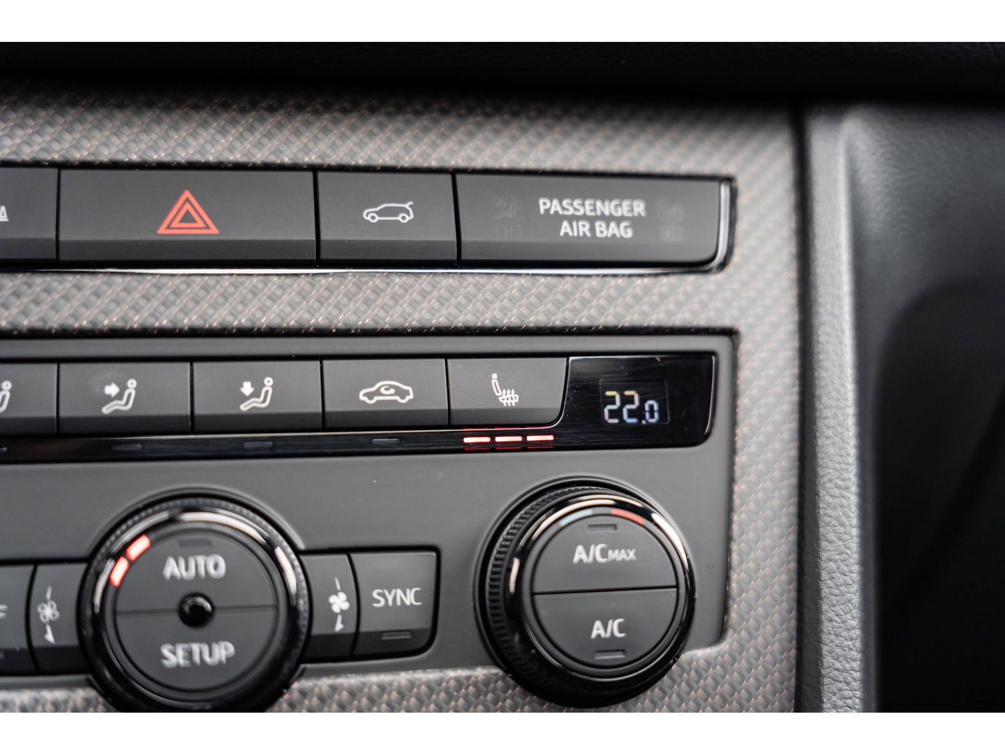 CUPRA Ateca 2.0 TSI 4DRIVE LIMITED PANO CARBON AKRA BREMBO