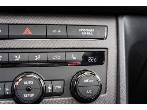 CUPRA Ateca 2.0 TSI 4DRIVE LIMITED PANO CARBON AKRA BREMBO