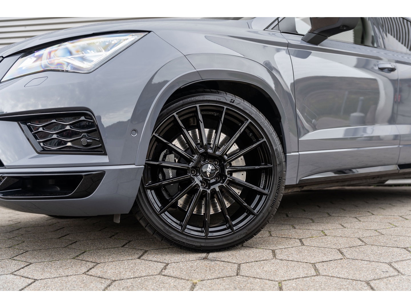 CUPRA Ateca 2.0 TSI 4DRIVE LIMITED PANO CARBON AKRA BREMBO