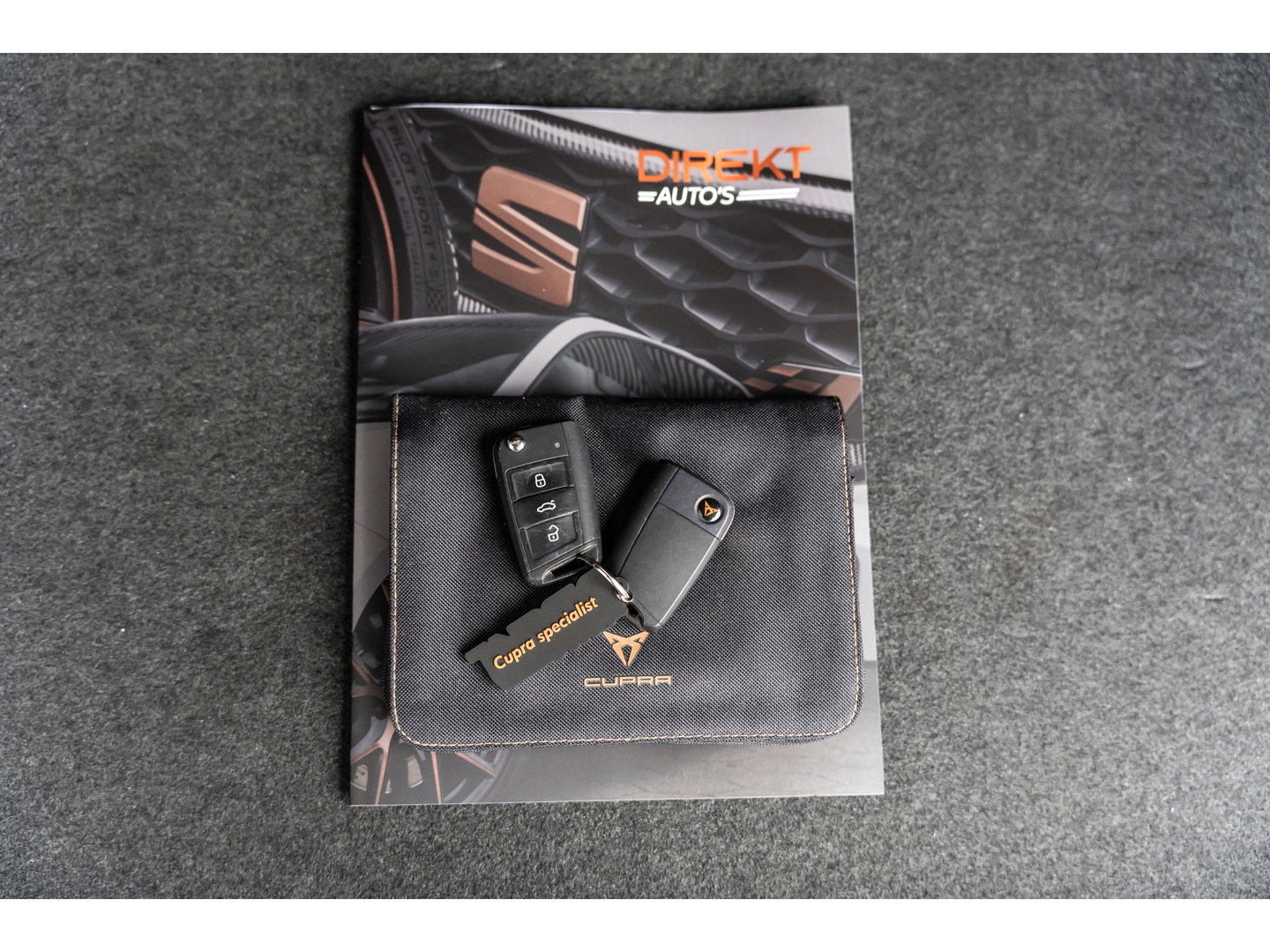 CUPRA Ateca 2.0 TSI 4DRIVE LIMITED PANO CARBON AKRA BREMBO