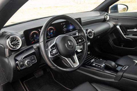 Mercedes-Benz CLA Shooting Brake 250 e Business Solution CARPLAY / TREKHAAK / AMBIENT LIGHTING / CAMERA