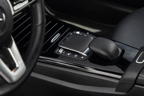 Mercedes-Benz CLA Shooting Brake 250 e Business Solution CARPLAY / TREKHAAK / AMBIENT LIGHTING / CAMERA