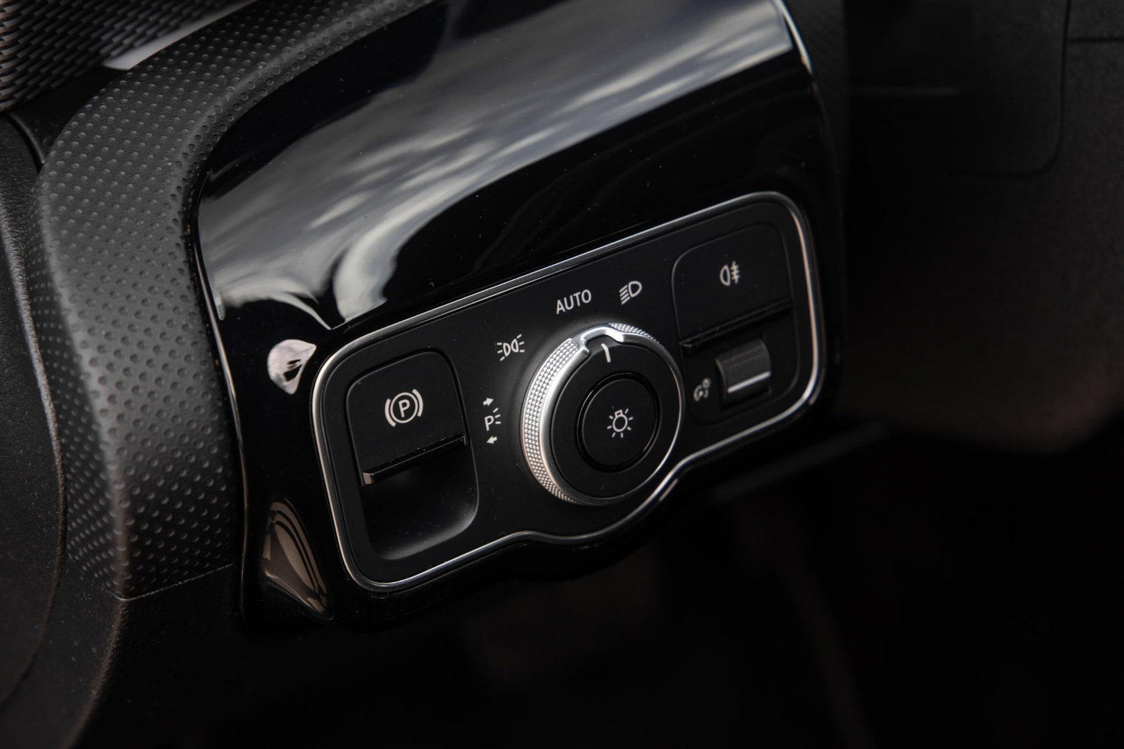 Mercedes-Benz CLA Shooting Brake 250 e Business Solution CARPLAY / TREKHAAK / AMBIENT LIGHTING / CAMERA