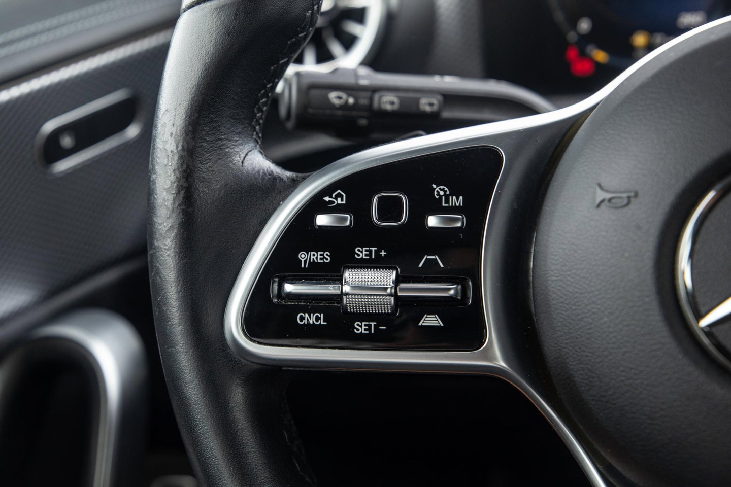 Mercedes-Benz CLA Shooting Brake 250 e Business Solution CARPLAY / TREKHAAK / AMBIENT LIGHTING / CAMERA