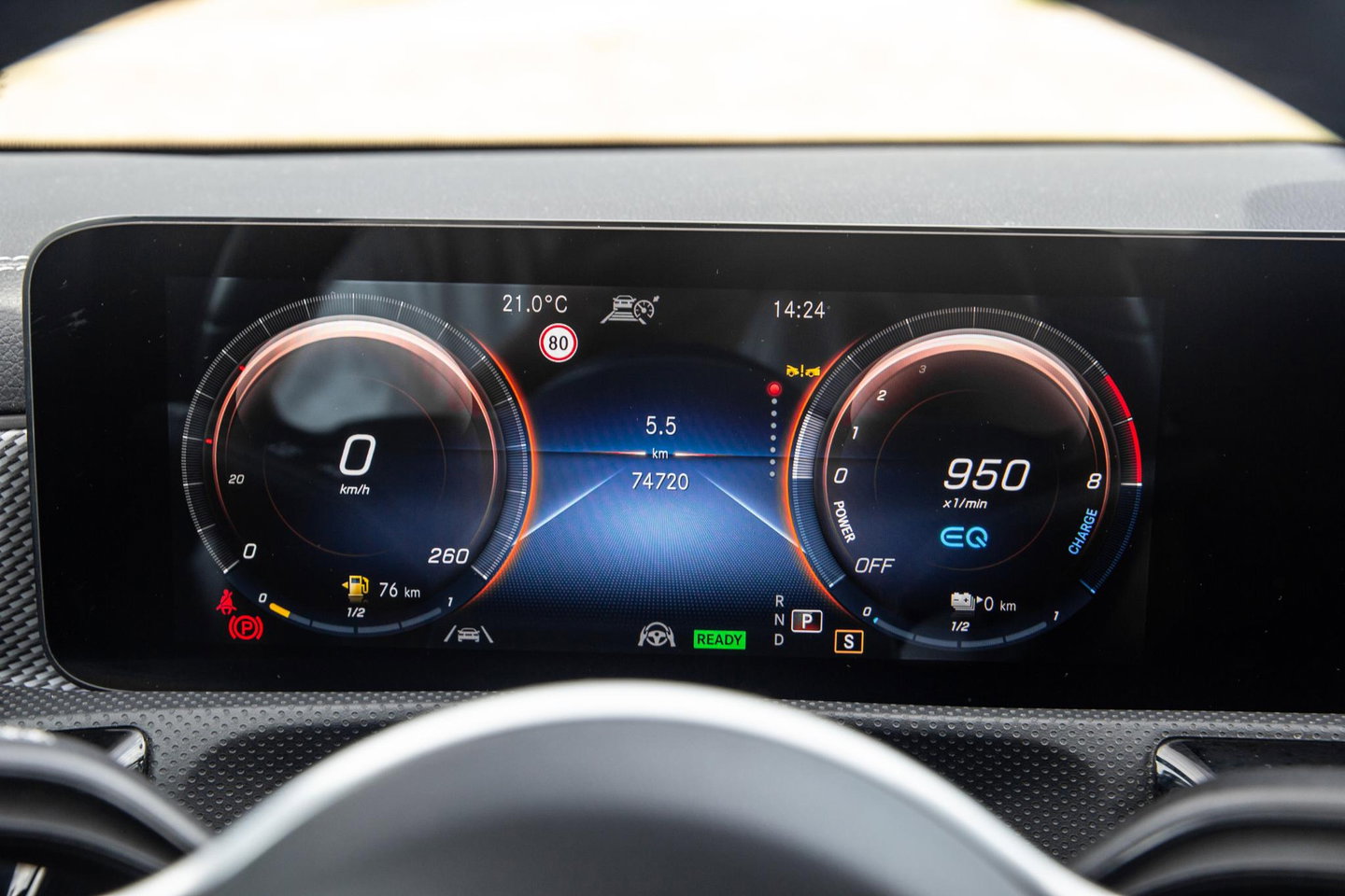 Mercedes-Benz CLA Shooting Brake 250 e Business Solution CARPLAY / TREKHAAK / AMBIENT LIGHTING / CAMERA