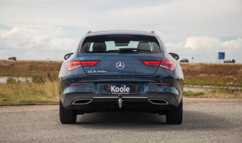 Mercedes-Benz CLA Shooting Brake 250 e Business Solution CARPLAY / TREKHAAK / AMBIENT LIGHTING / CAMERA