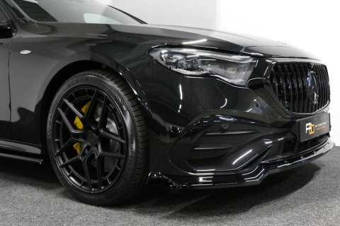 Mercedes-Benz E-Klasse 300 e AMG Line / E53 AMG Edition1 look / E53 AMG Diffuser / Panamericana Grille / Panoramadak / Burmester Surround Sound 4D / Elektr. verstelbare voorstoelen + memory / Digital Light (Laser) / Ambienteverlichting / HUD / Rondomzichtcamera / Apple Carplay 
