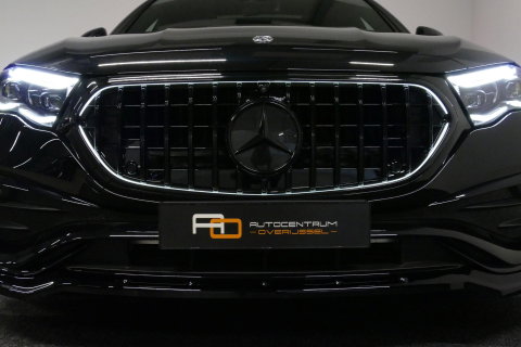 Mercedes-Benz E-Klasse 300 e AMG Line / E53 AMG Edition1 look / E53 AMG Diffuser / Panamericana Grille / Panoramadak / Burmester Surround Sound 4D / Elektr. verstelbare voorstoelen + memory / Digital Light (Laser) / Ambienteverlichting / HUD / Rondomzichtcamera / Apple Carplay 