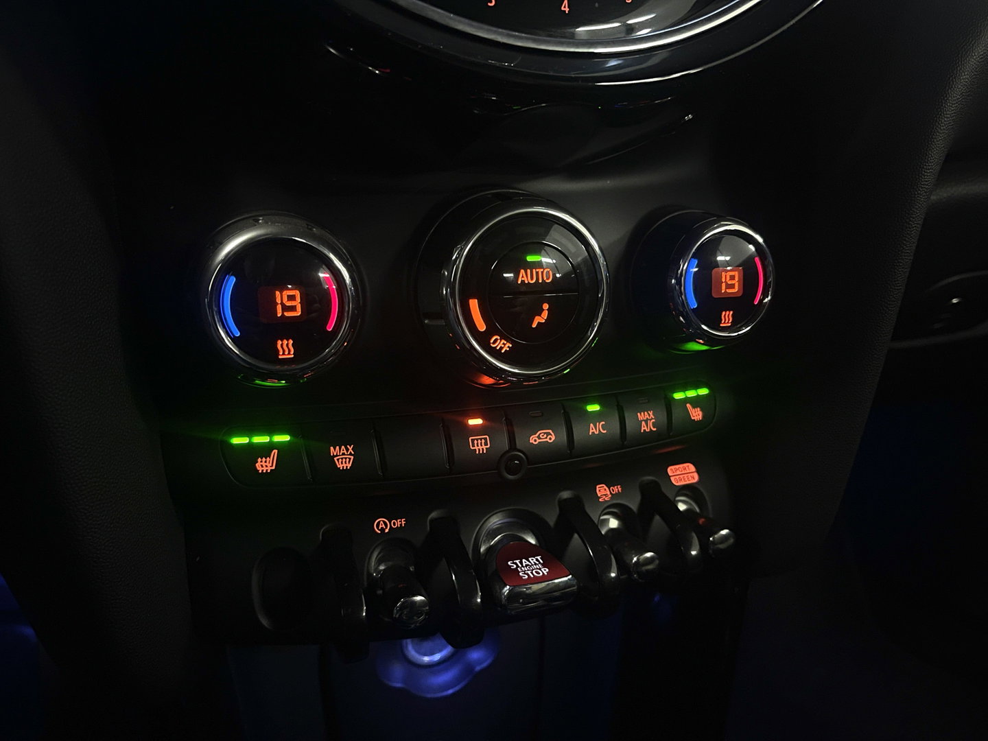 MINI Cabrio 2.0 Cooper S Rockingham GT Resolute Edition | Apple Carplay | LED | Sfeerverlichting | Keyless | DAB+ | Cruise Control |
