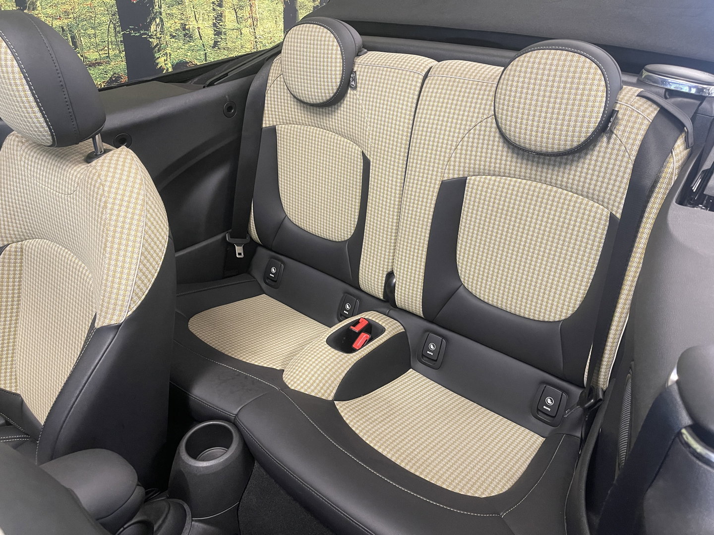 MINI Cabrio 2.0 Cooper S Rockingham GT Resolute Edition | Apple Carplay | LED | Sfeerverlichting | Keyless | DAB+ | Cruise Control |