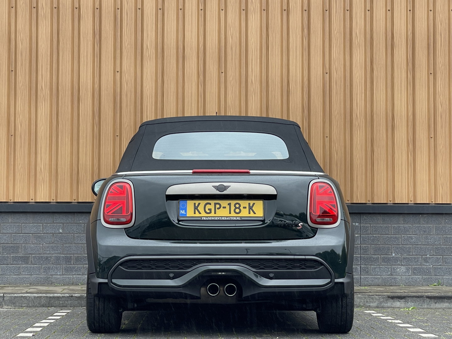 MINI Cabrio 2.0 Cooper S Rockingham GT Resolute Edition | Apple Carplay | LED | Sfeerverlichting | Keyless | DAB+ | Cruise Control |