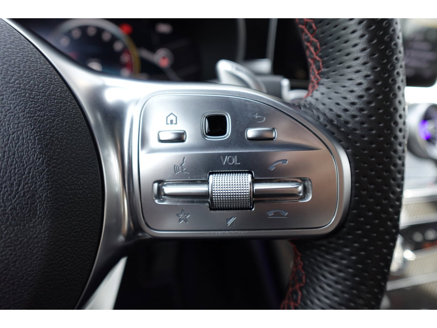 Mercedes-Benz C-Klasse 43 4MATIC Premium Plus PANO BURMESTER 360 VOL