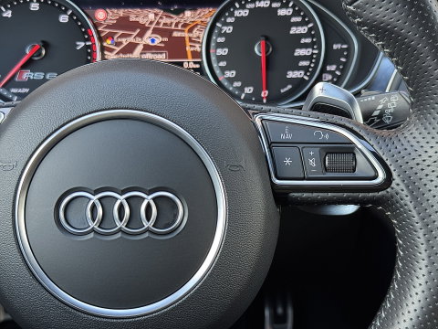 Audi A6 Avant 4.0 TFSI RS 6 quattro Pro Line Plus | Milltek | Keramisch | B&O Advanced | Dynamic Plus | Head-Up Display | Nightvision | Panoramadak | 360° Camera | Softclose | Leder | Keyless | DAB |