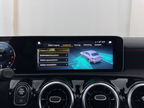 Mercedes-Benz A-Klasse 200 Business Solution AMG (INCL.BTW) Aut. *PANO | LEATHER-MICROFIBRE | FULL-LED | HEATED-SPORTSEATS | DIGI-COCKPIT | DAB+ | NAVI-FULLMAP | CAMERA | PRIVACYGLASS | SHIFTPADDLES | 18''ALU*