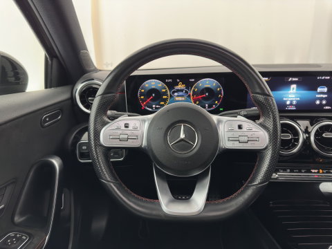 Mercedes-Benz A-Klasse 200 Business Solution AMG (INCL.BTW) Aut. *PANO | LEATHER-MICROFIBRE | FULL-LED | HEATED-SPORTSEATS | DIGI-COCKPIT | DAB+ | NAVI-FULLMAP | CAMERA | PRIVACYGLASS | SHIFTPADDLES | 18''ALU*