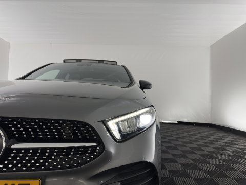 Mercedes-Benz A-Klasse 200 Business Solution AMG (INCL.BTW) Aut. *PANO | LEATHER-MICROFIBRE | FULL-LED | HEATED-SPORTSEATS | DIGI-COCKPIT | DAB+ | NAVI-FULLMAP | CAMERA | PRIVACYGLASS | SHIFTPADDLES | 18''ALU*