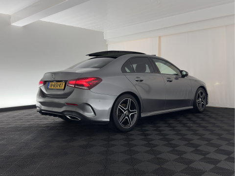Mercedes-Benz A-Klasse 200 Business Solution AMG (INCL.BTW) Aut. *PANO | LEATHER-MICROFIBRE | FULL-LED | HEATED-SPORTSEATS | DIGI-COCKPIT | DAB+ | NAVI-FULLMAP | CAMERA | PRIVACYGLASS | SHIFTPADDLES | 18''ALU*