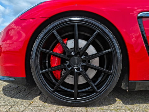 Porsche Panamera 4.8 GTS 441 PK | VOL UITGEVOERD | VOSSEN FORGED WIELEN | SPORTCHRONO
