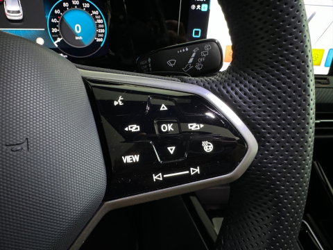 Volkswagen Golf 1.5 eTSI R-Line Pano|Sfeer|Camera|CarPlay