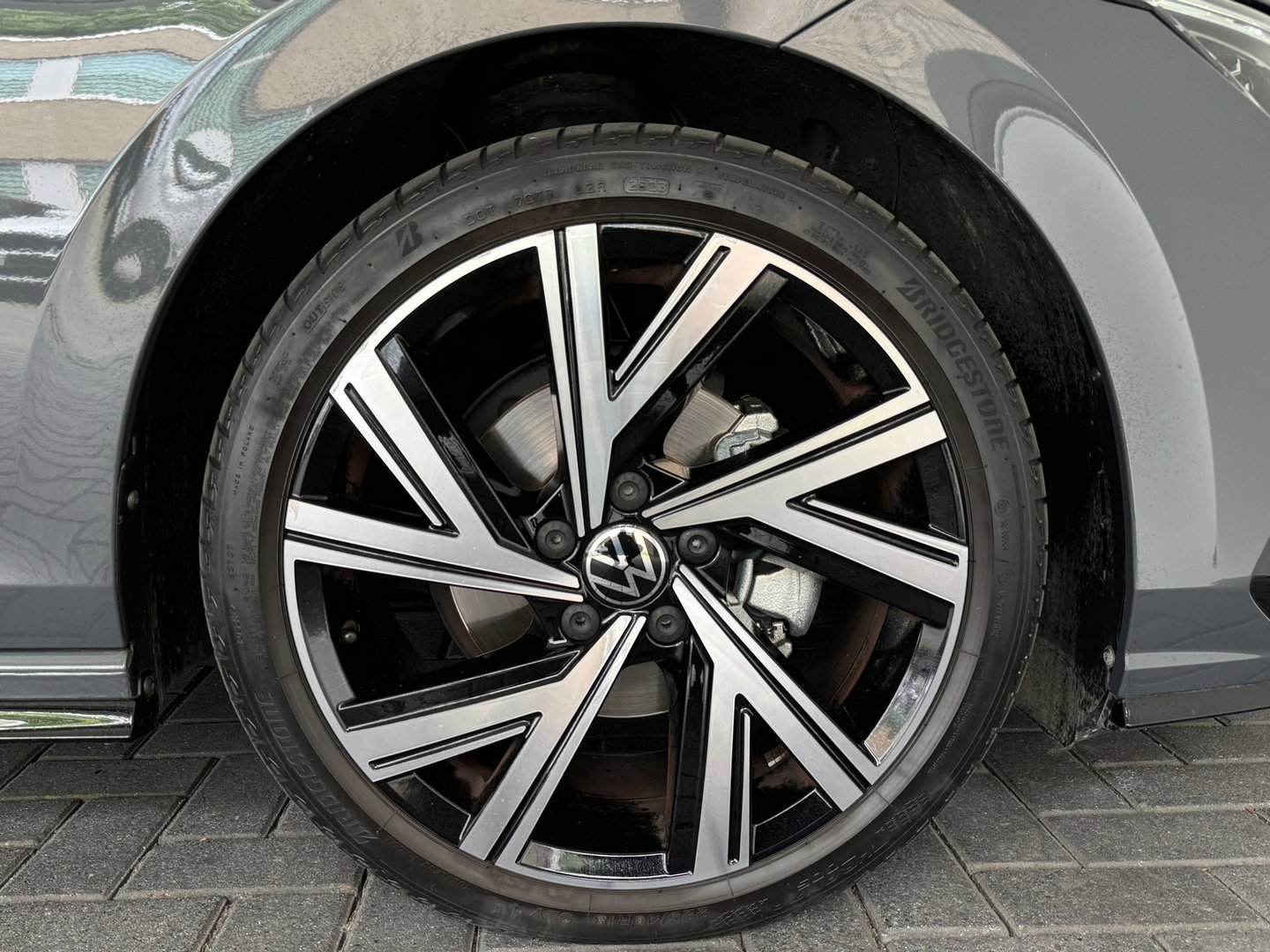 Volkswagen Golf 1.5 eTSI R-Line Pano|Sfeer|Camera|CarPlay