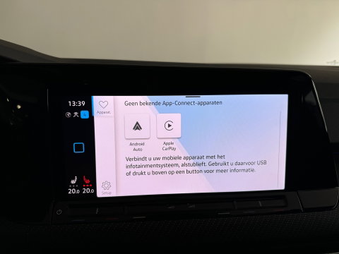 Volkswagen Golf 1.5 eTSI R-Line Pano|Sfeer|Camera|CarPlay