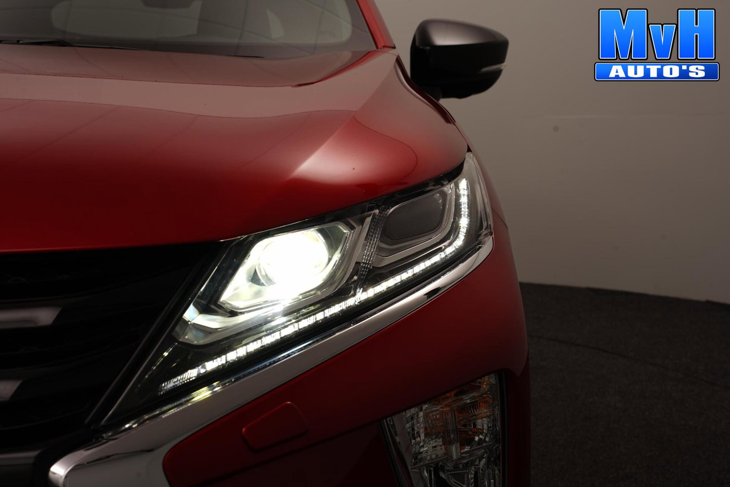 Mitsubishi Eclipse Cross 1.5 DI-T Black Edition|360°CAM|TREKH