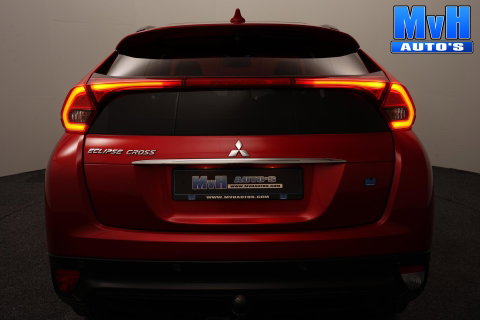 Mitsubishi Eclipse Cross 1.5 DI-T Black Edition|360°CAM|TREKH
