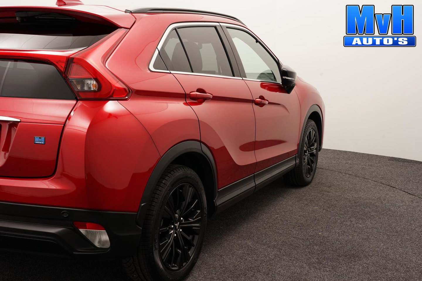 Mitsubishi Eclipse Cross 1.5 DI-T Black Edition|360°CAM|TREKH