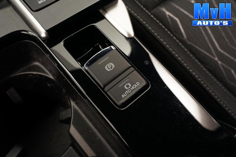 Mitsubishi Eclipse Cross 1.5 DI-T Black Edition|360°CAM|TREKH