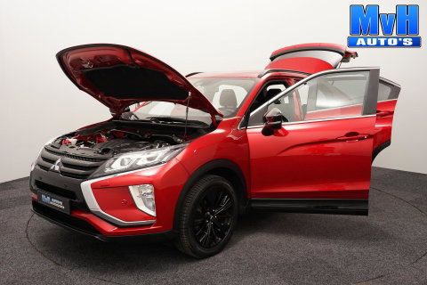 Mitsubishi Eclipse Cross 1.5 DI-T Black Edition|360°CAM|TREKH