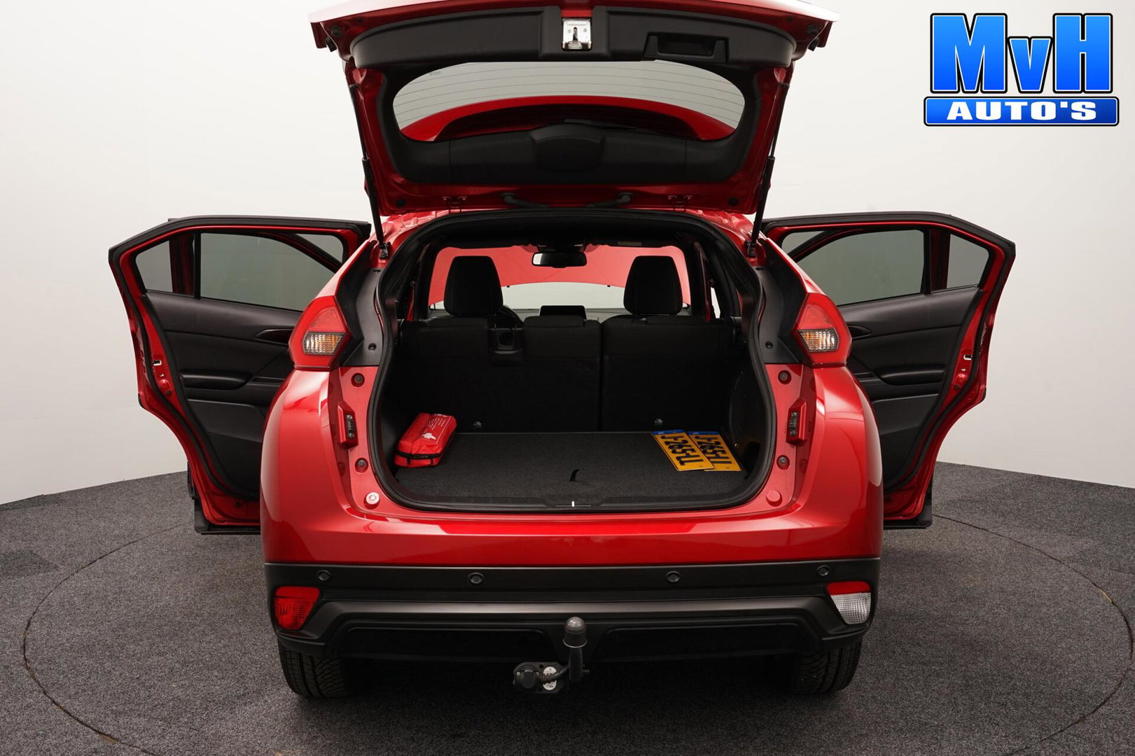 Mitsubishi Eclipse Cross 1.5 DI-T Black Edition|360°CAM|TREKH
