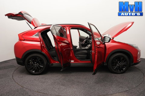 Mitsubishi Eclipse Cross 1.5 DI-T Black Edition|360°CAM|TREKH