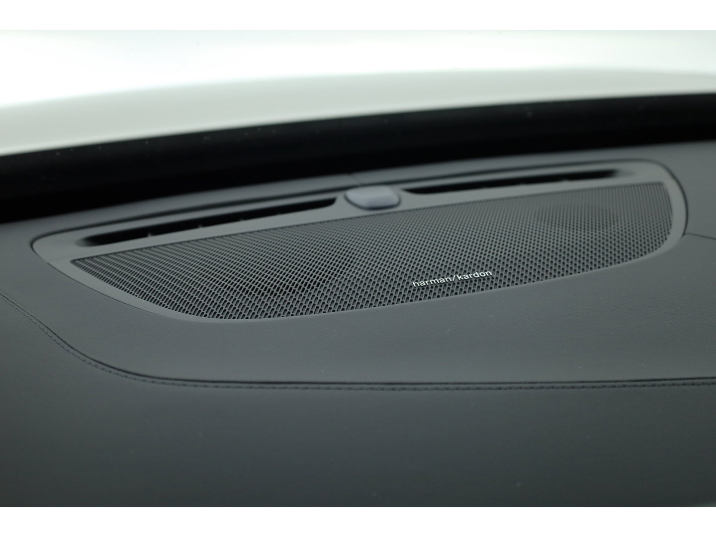 Volvo XC90 2.0 T8 Plug-in hybrid AWD Ultra Bright | Pano | MY26 | 360 Cam | Trekhaak | Stoelvent. | H&K Audio | HUD |