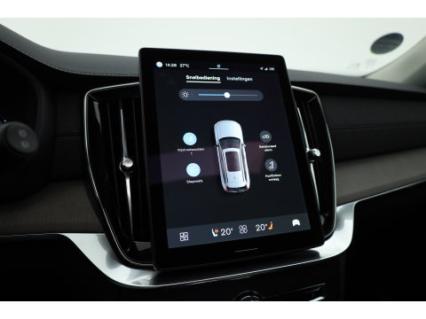 Volvo XC90 2.0 T8 Plug-in hybrid AWD Ultra Bright | Pano | MY26 | 360 Cam | Trekhaak | Stoelvent. | H&K Audio | HUD |