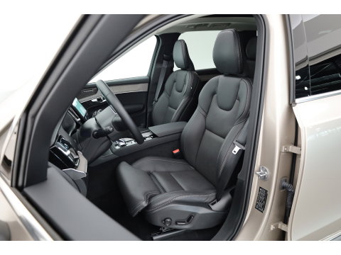 Volvo XC90 2.0 T8 Plug-in hybrid AWD Ultra Bright | Pano | MY26 | 360 Cam | Trekhaak | Stoelvent. | H&K Audio | HUD |