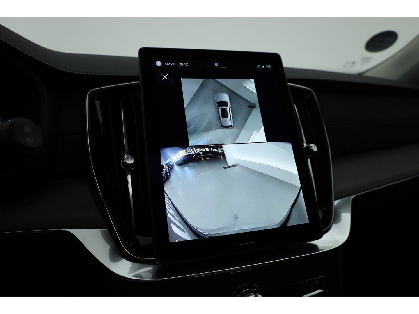 Volvo XC90 2.0 T8 Plug-in hybrid AWD Ultra Bright | Pano | MY26 | 360 Cam | Trekhaak | Stoelvent. | H&K Audio | HUD |