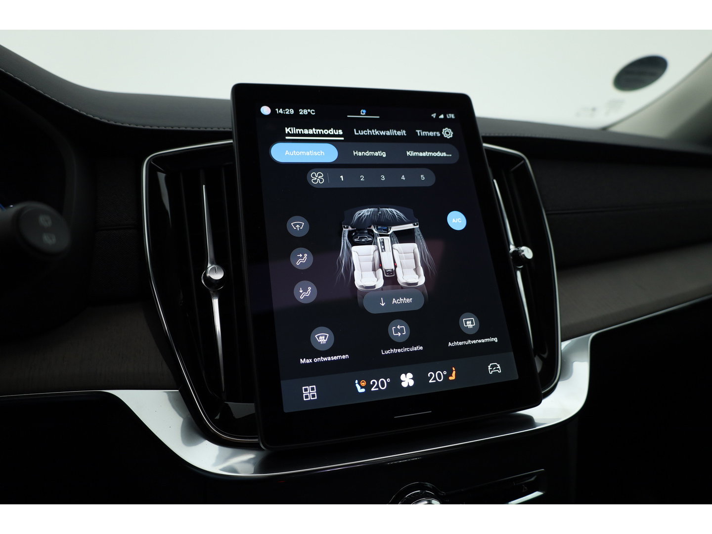 Volvo XC90 2.0 T8 Plug-in hybrid AWD Ultra Bright | Pano | MY26 | 360 Cam | Trekhaak | Stoelvent. | H&K Audio | HUD |