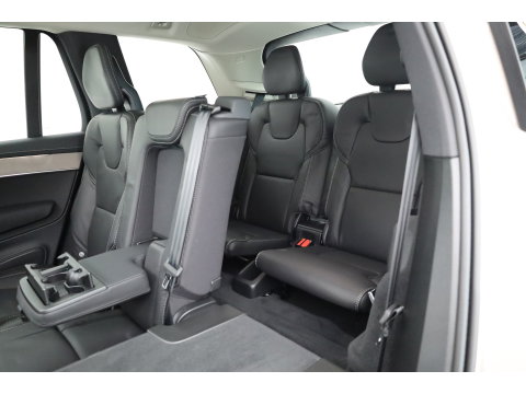 Volvo XC90 2.0 T8 Plug-in hybrid AWD Ultra Bright | Pano | MY26 | 360 Cam | Trekhaak | Stoelvent. | H&K Audio | HUD |