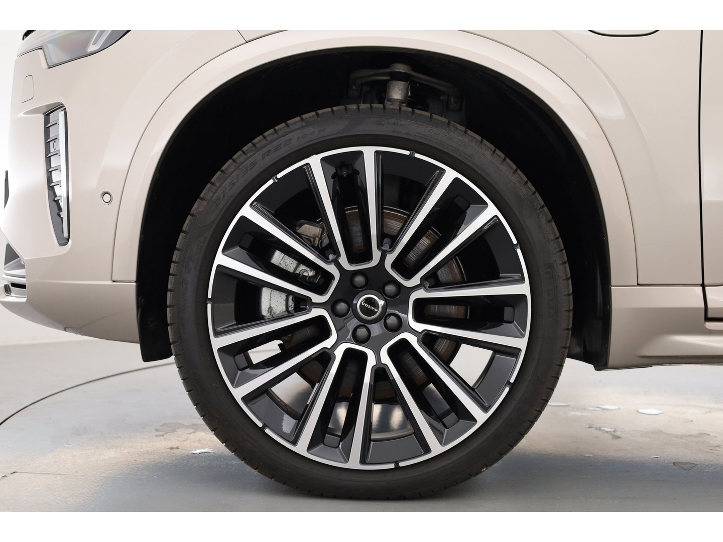 Volvo XC90 2.0 T8 Plug-in hybrid AWD Ultra Bright | Pano | MY26 | 360 Cam | Trekhaak | Stoelvent. | H&K Audio | HUD |
