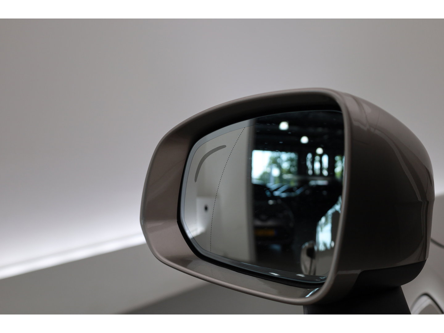 Volvo XC90 2.0 T8 Plug-in hybrid AWD Ultra Bright | Pano | MY26 | 360 Cam | Trekhaak | Stoelvent. | H&K Audio | HUD |