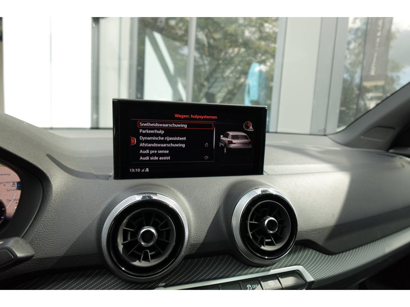 Audi Q2 35 TFSI S 2X S-LINE Edition PANO KEYLESS MATRIX