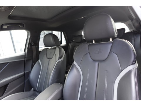 Audi Q2 35 TFSI S 2X S-LINE Edition PANO KEYLESS MATRIX