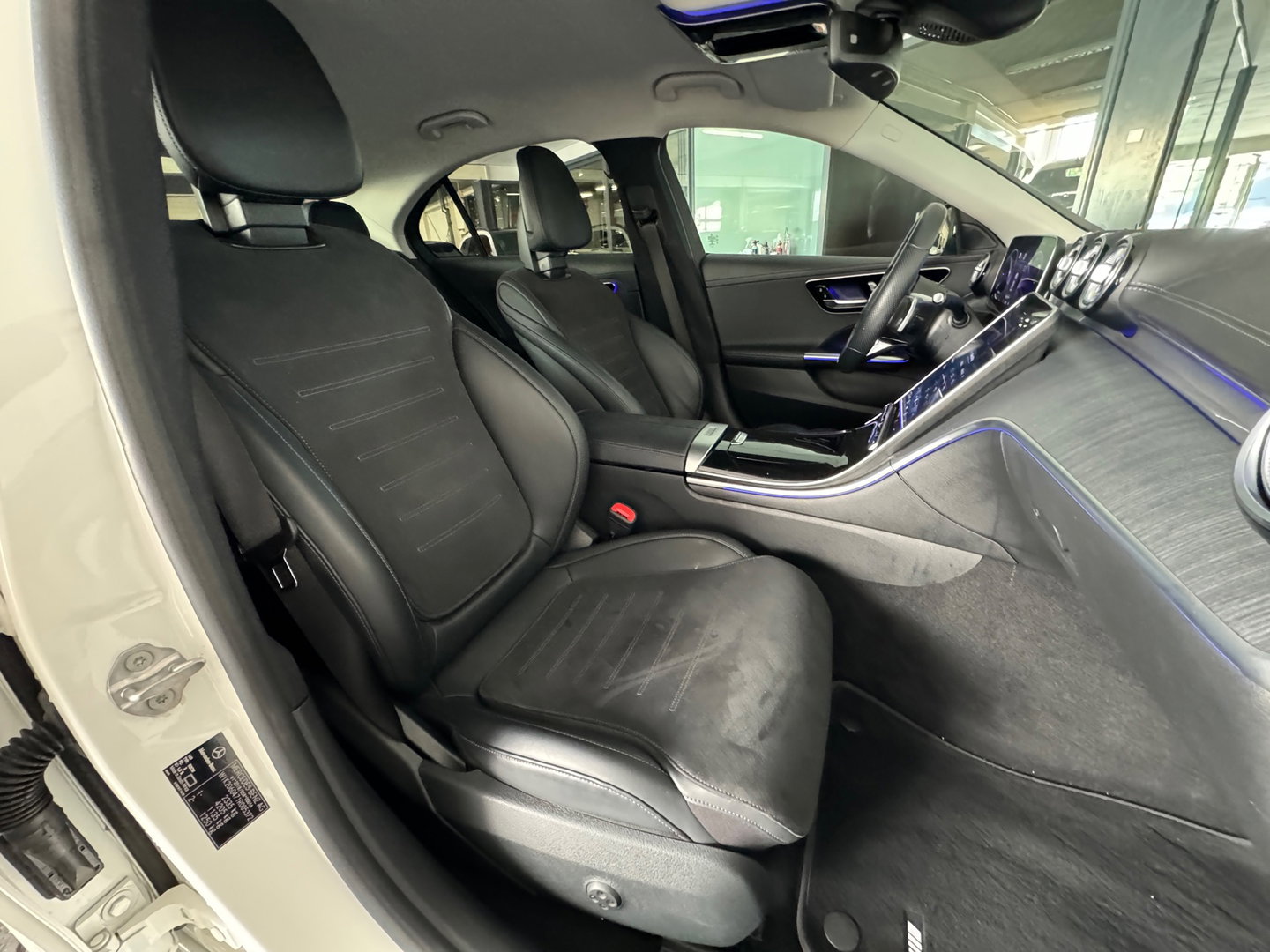 Mercedes-Benz C-Klasse 300 4MATIC AMG Line Memory|Burmeister|Memory|Stoelverwarming