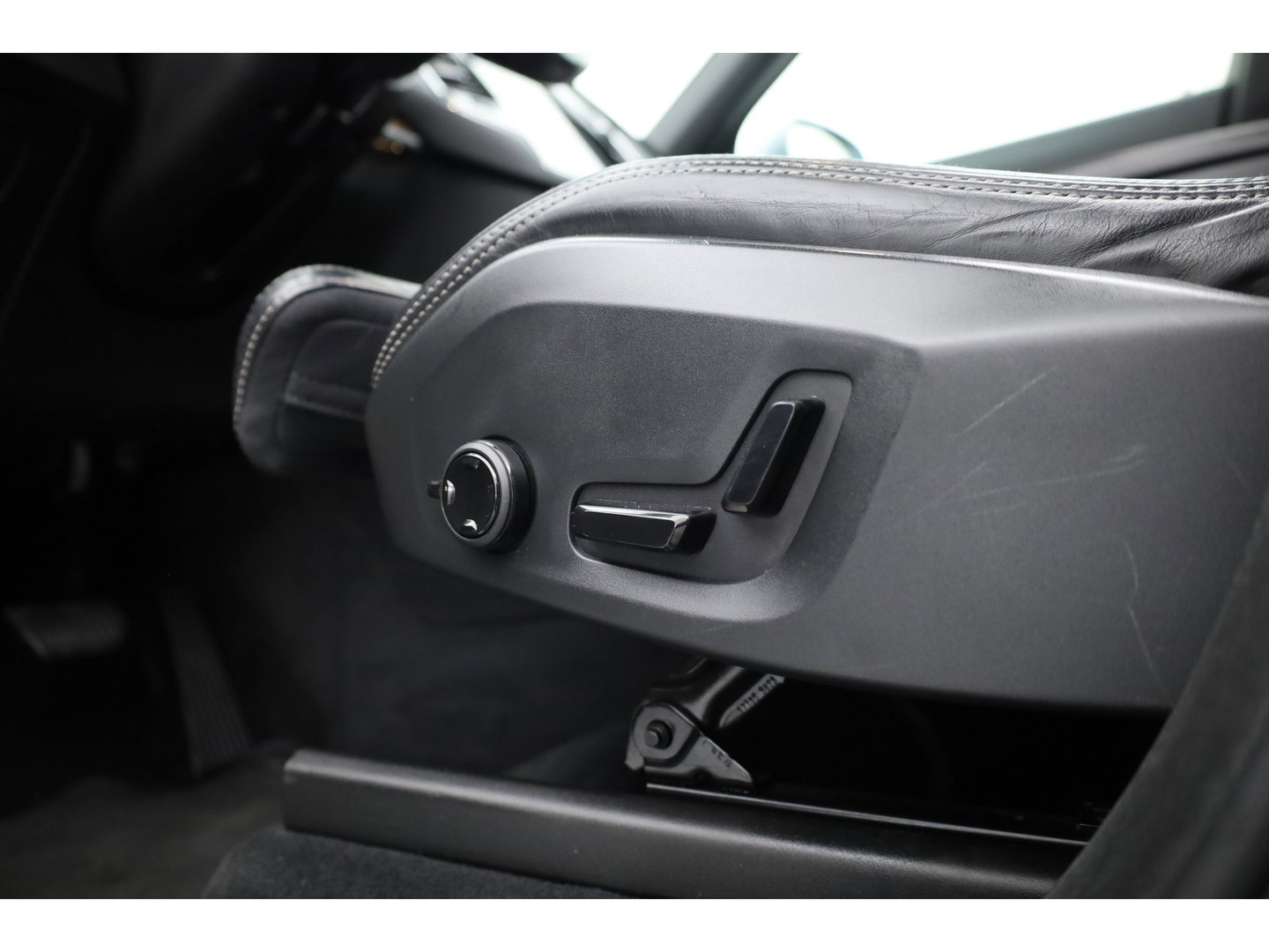 Volvo XC90 2.0 T8 Twin Engine AWD Inscription Full option | Luchtvering | B&W audio | Massage |  360 cam | HUD | Trekhaak |