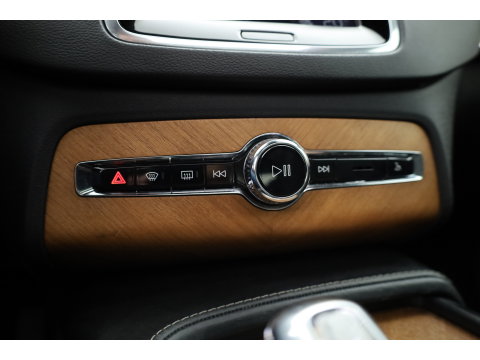 Volvo XC90 2.0 T8 Twin Engine AWD Inscription Full option | Luchtvering | B&W audio | Massage |  360 cam | HUD | Trekhaak |