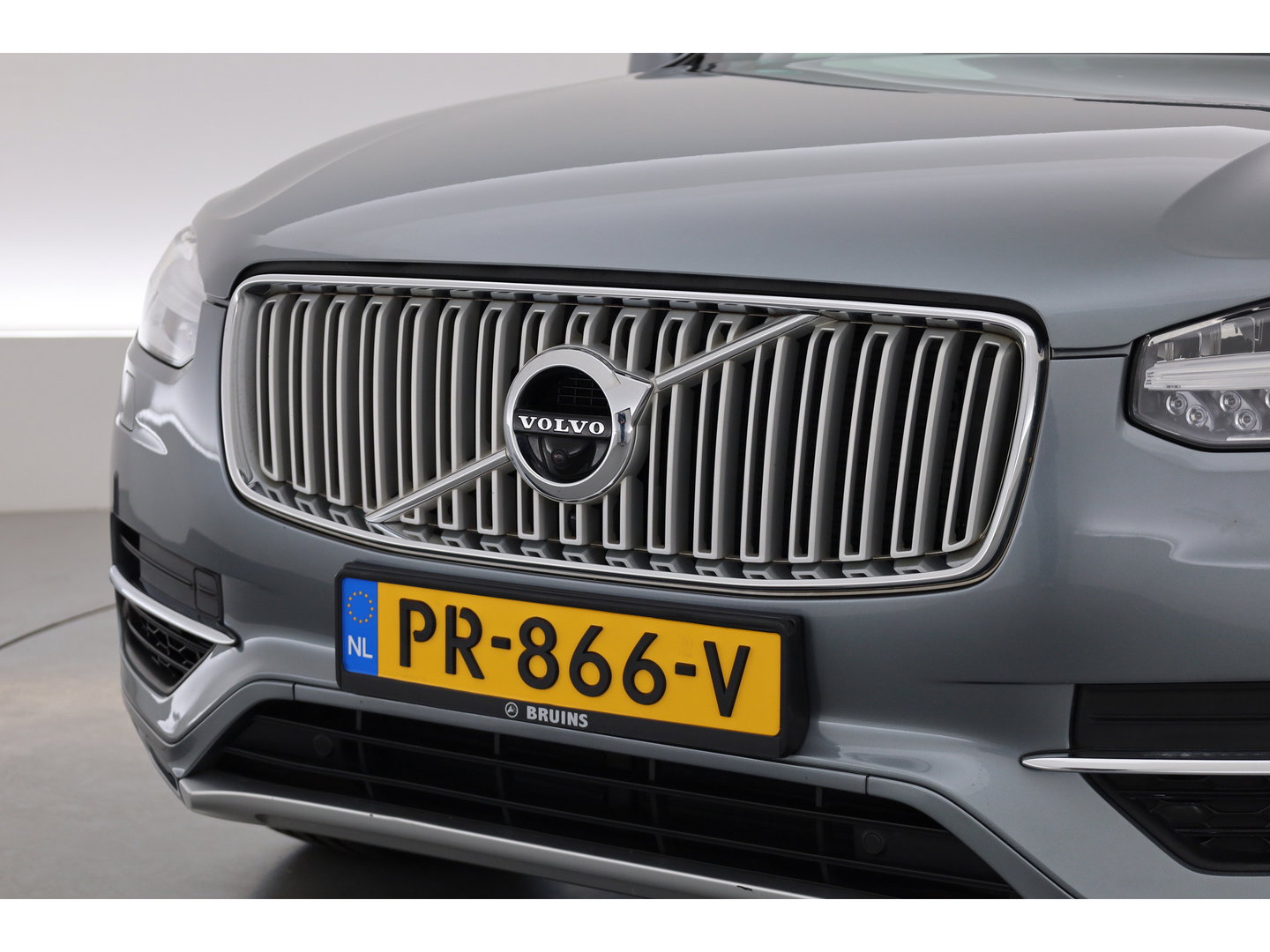 Volvo XC90 2.0 T8 Twin Engine AWD Inscription Full option | Luchtvering | B&W audio | Massage |  360 cam | HUD | Trekhaak |