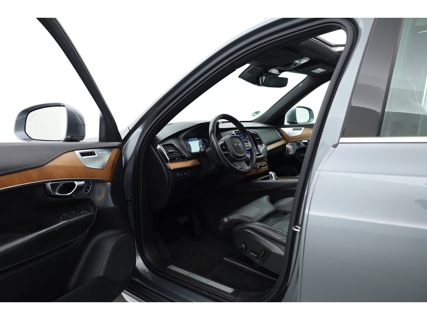 Volvo XC90 2.0 T8 Twin Engine AWD Inscription Full option | Luchtvering | B&W audio | Massage |  360 cam | HUD | Trekhaak |