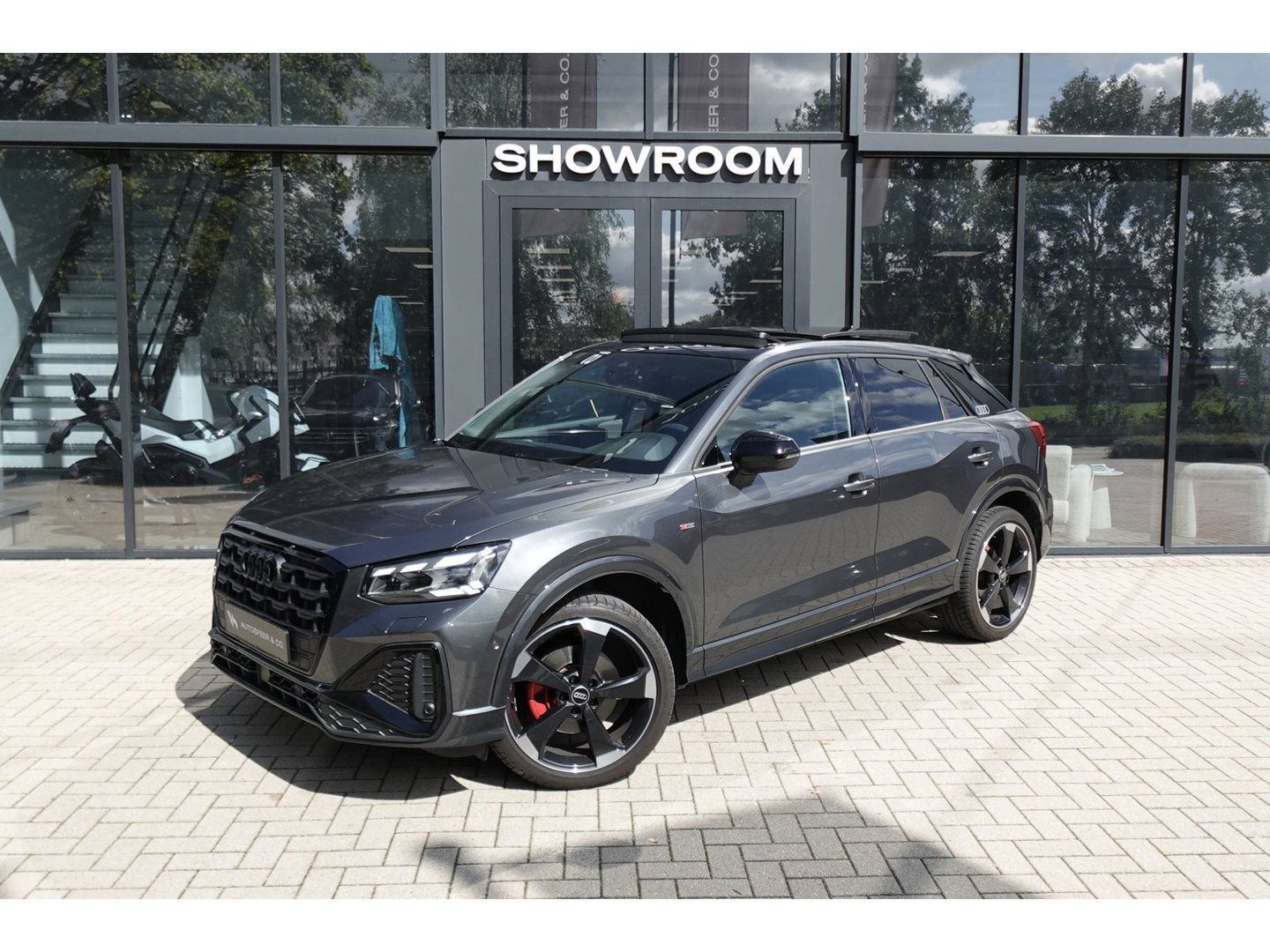 Audi Q2 35 TFSI S 2X S-LINE Edition PANO KEYLESS MATRIX