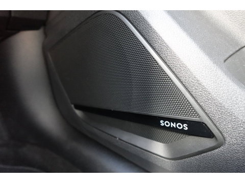 Audi Q2 35 TFSI S 2X S-LINE Edition PANO KEYLESS MATRIX