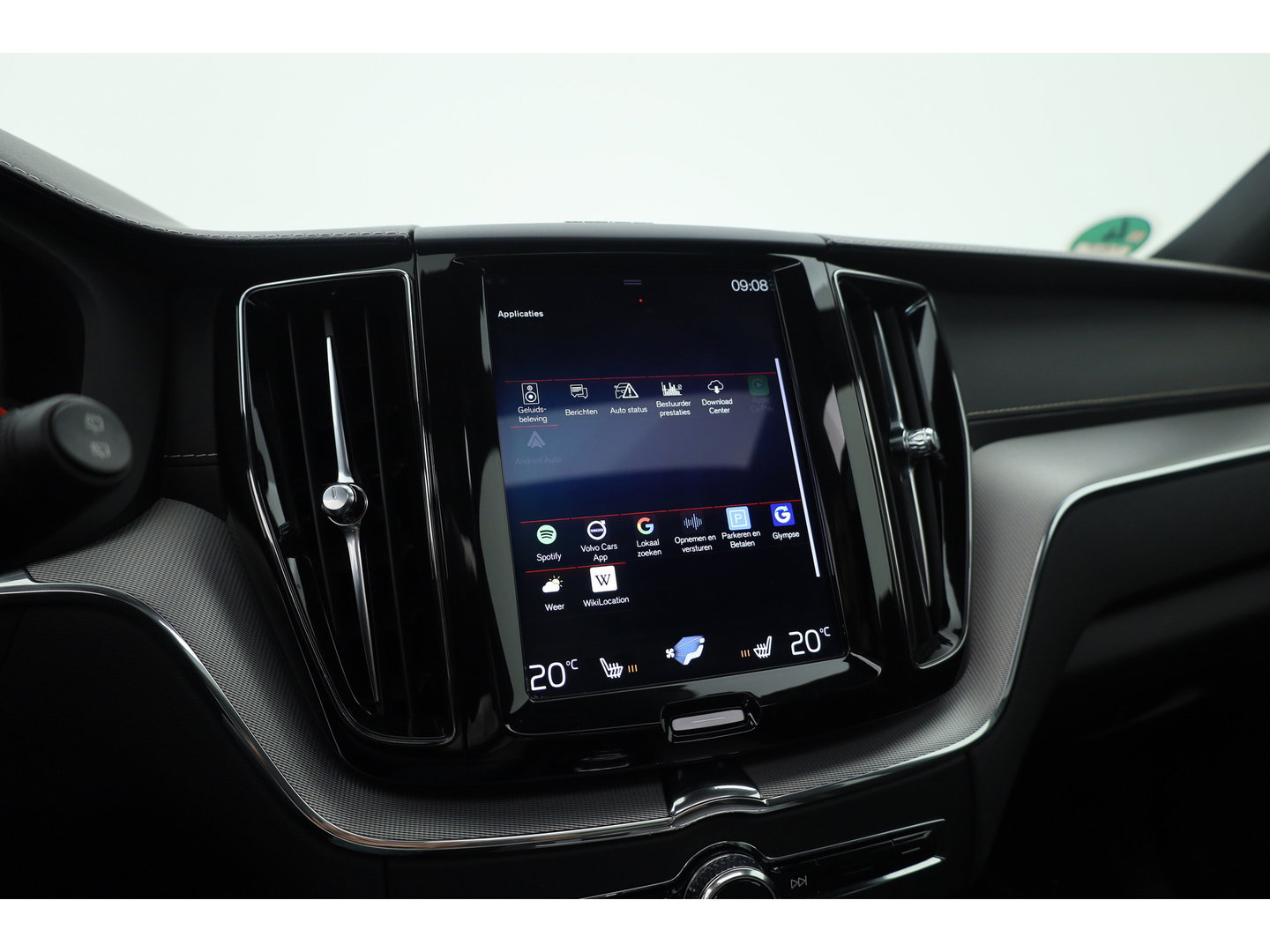 Volvo XC60 2.0 T8 390 PK Twin Engine AWD R-Design | Luchtvering | Heico | Acantara | Trekhaak | HUD | 360 camera | BTW |